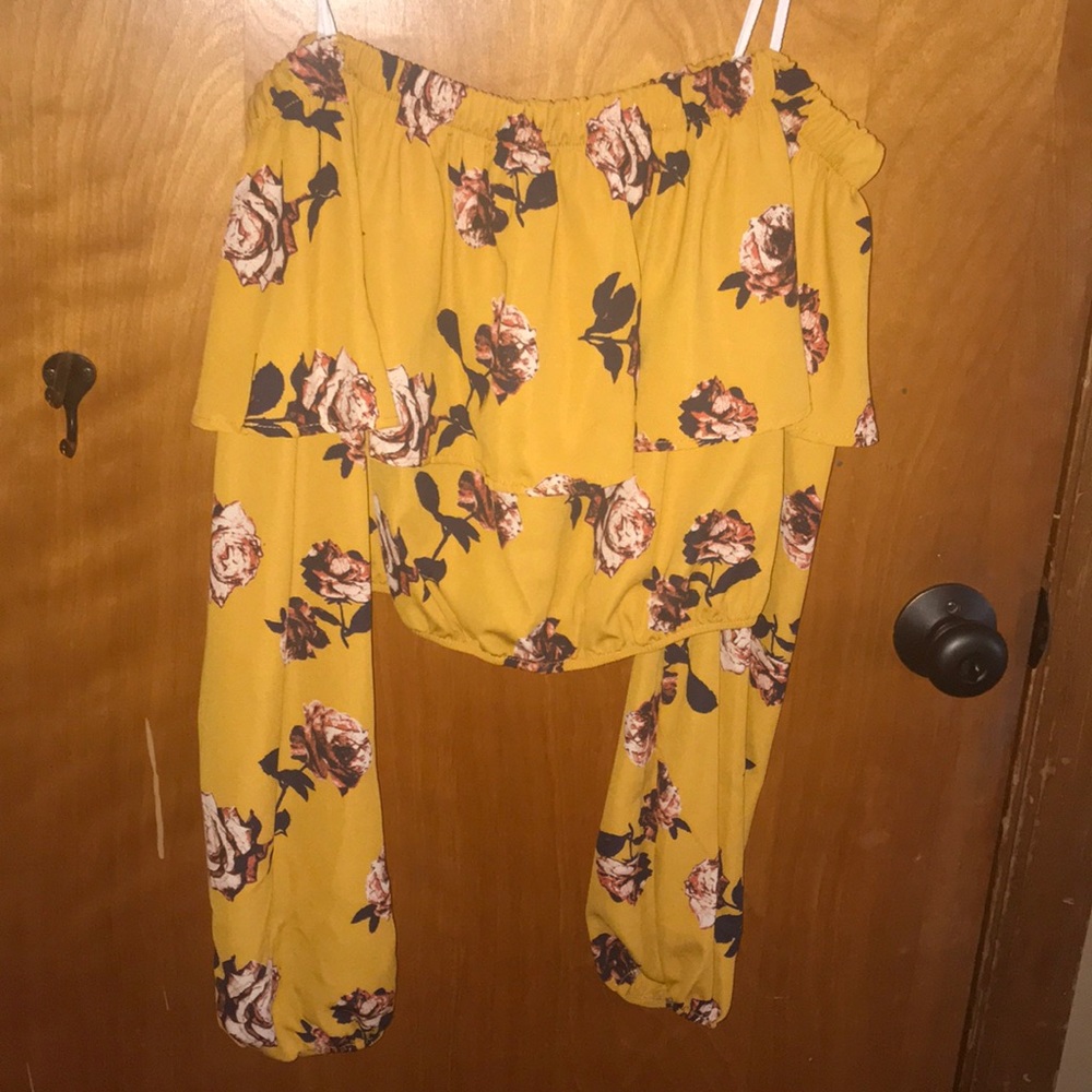 Off the shoulder crop top blouse - Picture 1 of 1